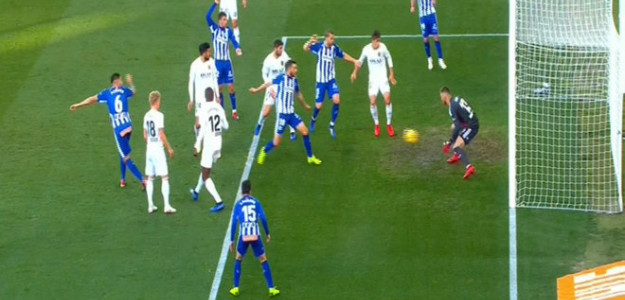 El Valencia encajando un gol