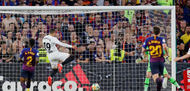 Rodrigo Moreno marcando en la final de Copa