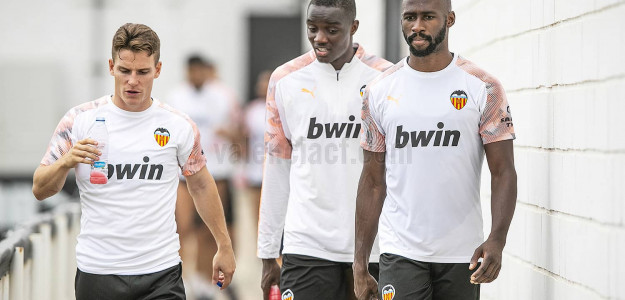 Gameiro, Diakhaby y Mangala