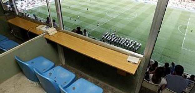Cabina de radio en Mestalla