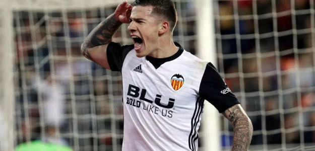 Santi Mina
