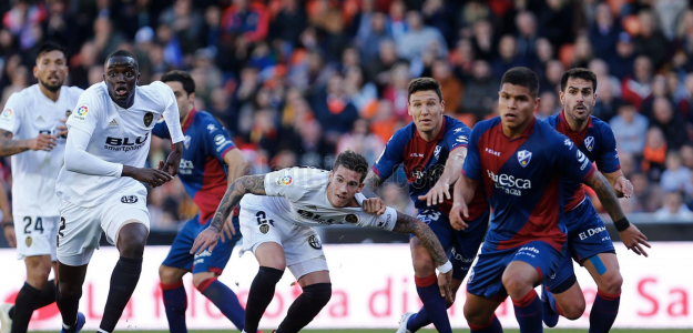 El Valencia atacando