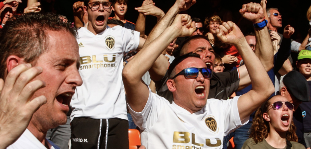 Mestalla celebrando un gol