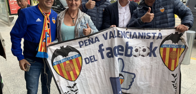 Peter Lim con aficionados