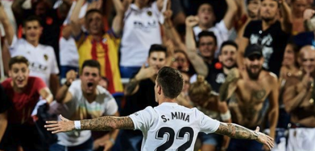 Santi Mina