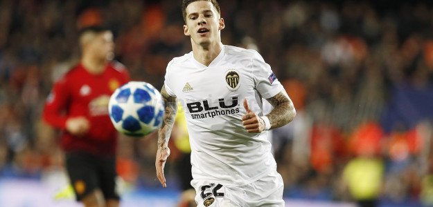 Santi Mina