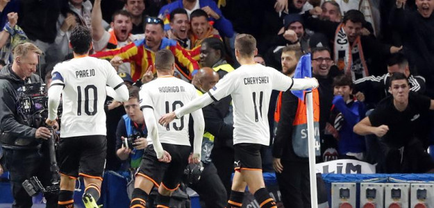 El Valencia celebra un gol 