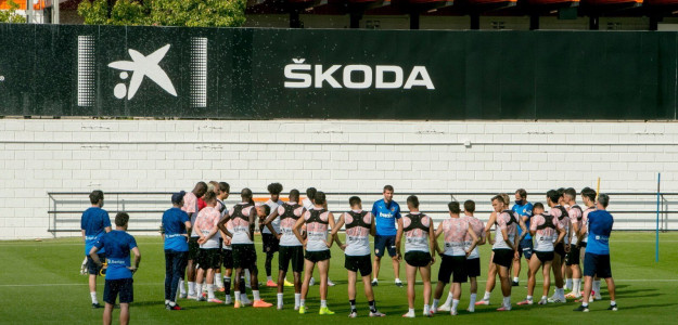 El Valencia entrenando