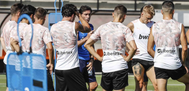 El Valencia entrenando
