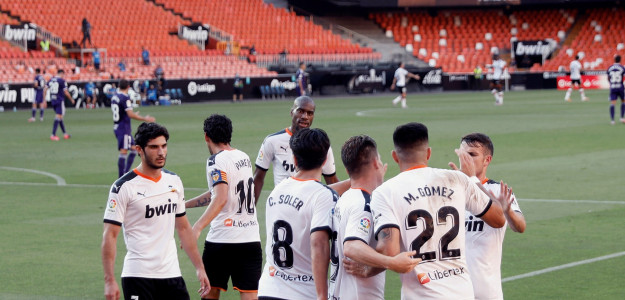 El Valencia celebra un gol 