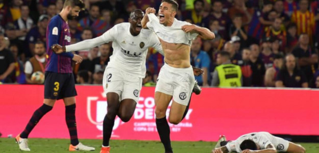 Gabriel Paulista y Mouctar Diakhaby