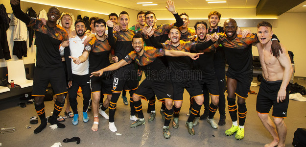 El Valencia celebrando 
