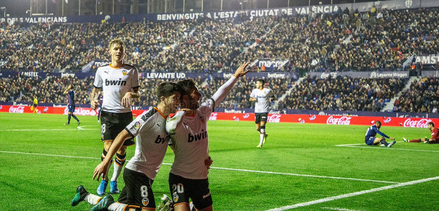 El Valencia celebrando un gol