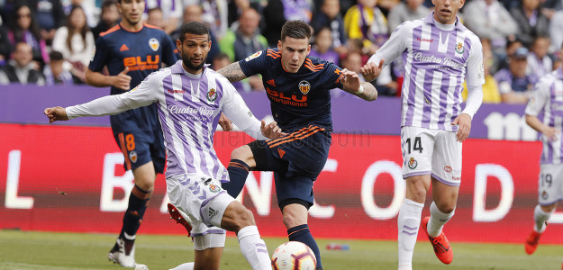 Santi Mina