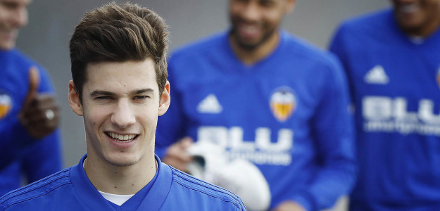 Santi Mina