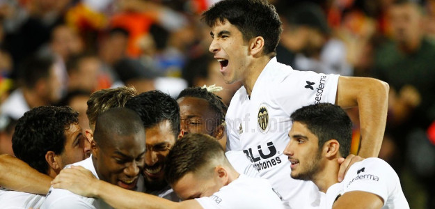 El Mestalla celebrando un gol