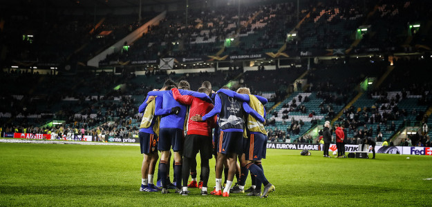 El Valencia calentando