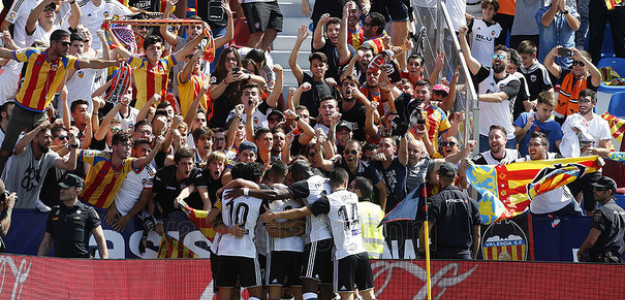 El Mestalla celebrando un gol