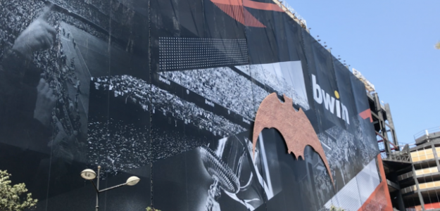 Fachada de Mestalla