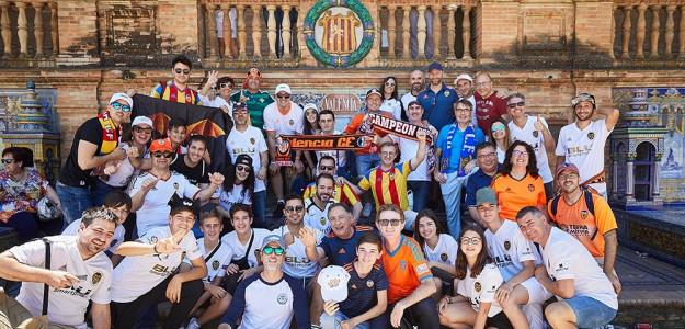 Valencianistas en Sevilla