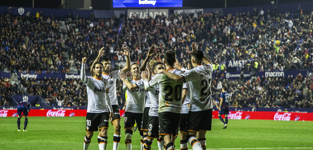 El Valencia celebrando un gol