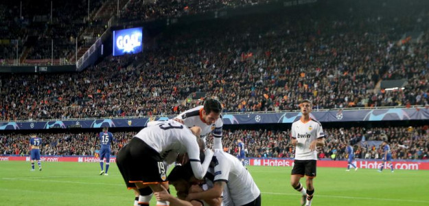 El Valencia celebrando un gol