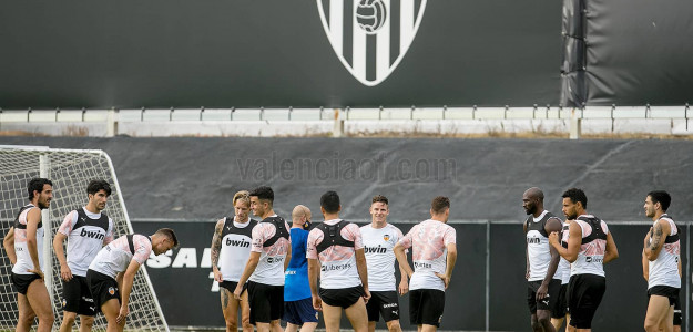 El Valencia entrenando