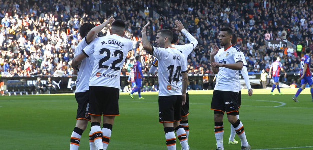 El Valencia celebrando un gol