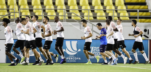 El Valencia entrenando