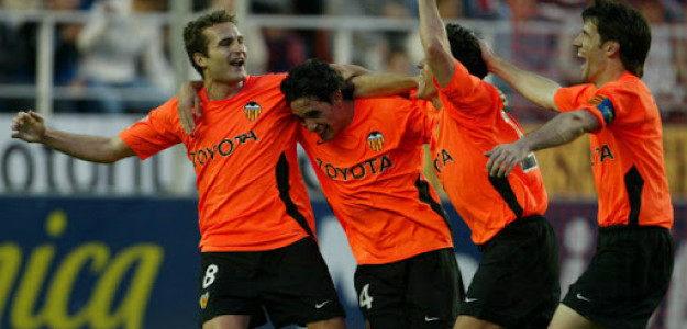 El Valencia celebrando la Liga de Sevilla