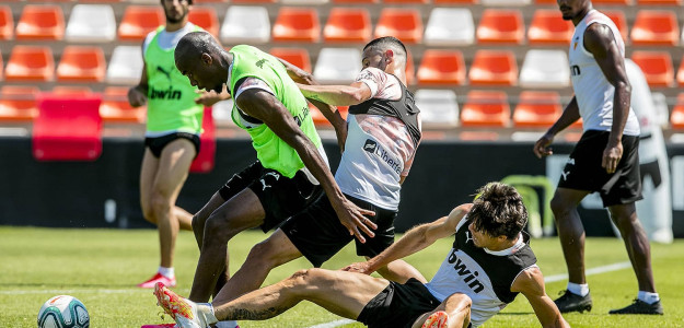 El Valencia entrenando
