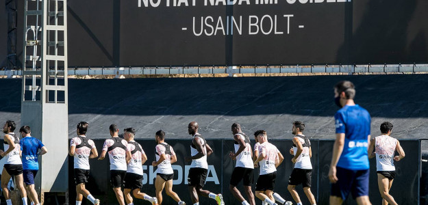 El Valencia entrenando