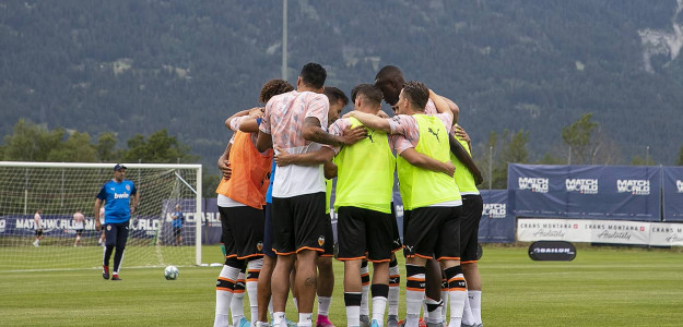 El Valencia haciendo piña