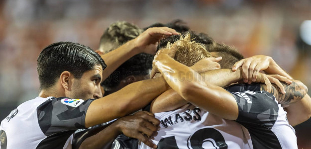 El Valencia celebrando un gol