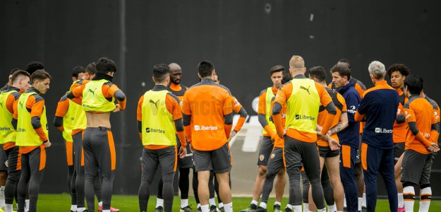 El Valencia entrenando