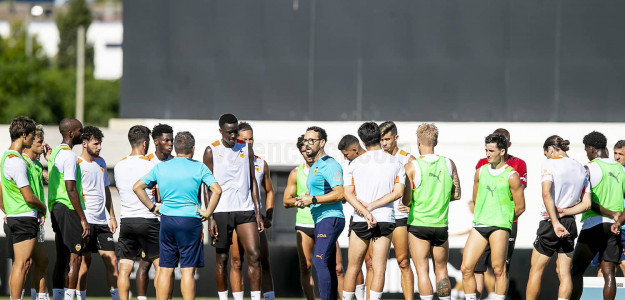 El Valencia entrenando