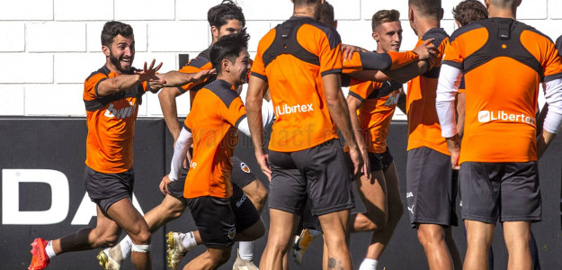 El Valencia entrenando
