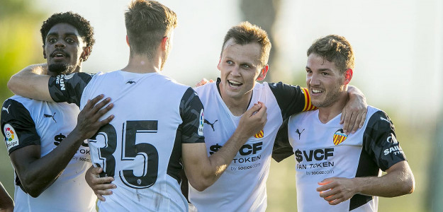 El Valencia celebra un gol 
