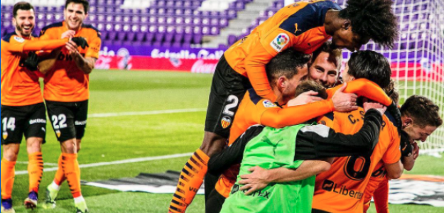 El Valencia celebrando un gol