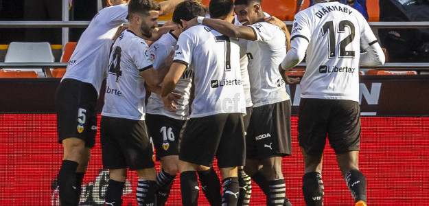 El Mestalla celebrando un gol