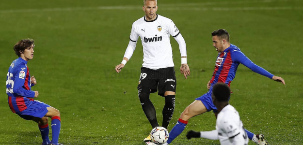Uros Racic