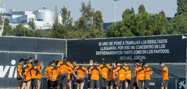El Valencia entrenando