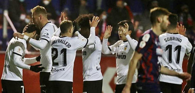 El Valencia celebrando un gol