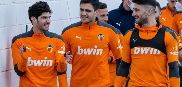 Guedes, Maxi y Piccini