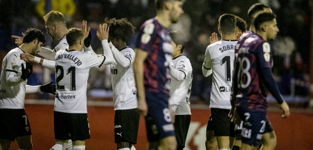 El Valencia celebrando un gol
