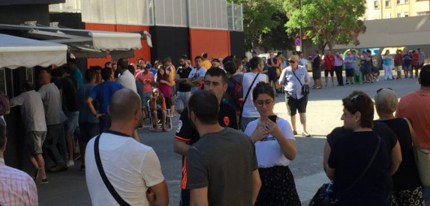Colas en Mestalla