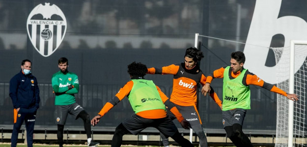 El Valencia entrenando