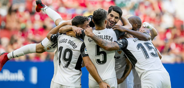 El Valencia celebrando un gol