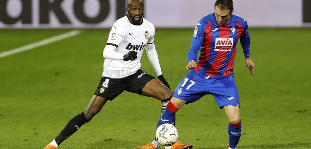 Eliaquim Mangala