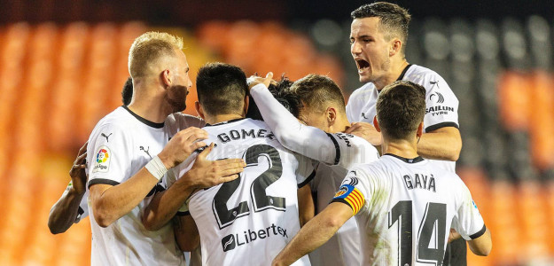 El Mestalla celebrando un gol